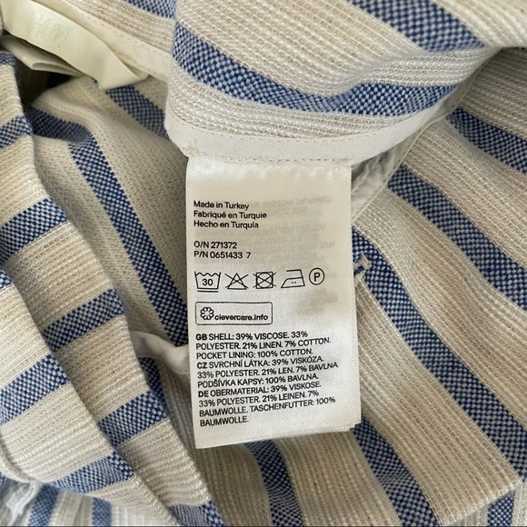 H&M mini linen skirt with pockets!! - Picture 2 of 6